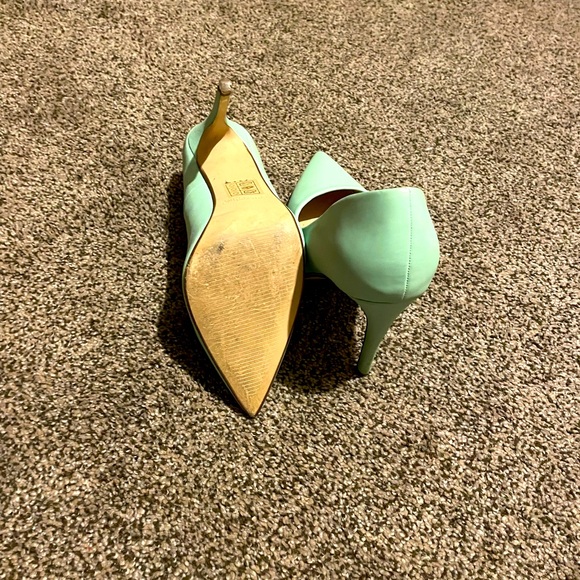 Mint Heels 👠 - Picture 4 of 4